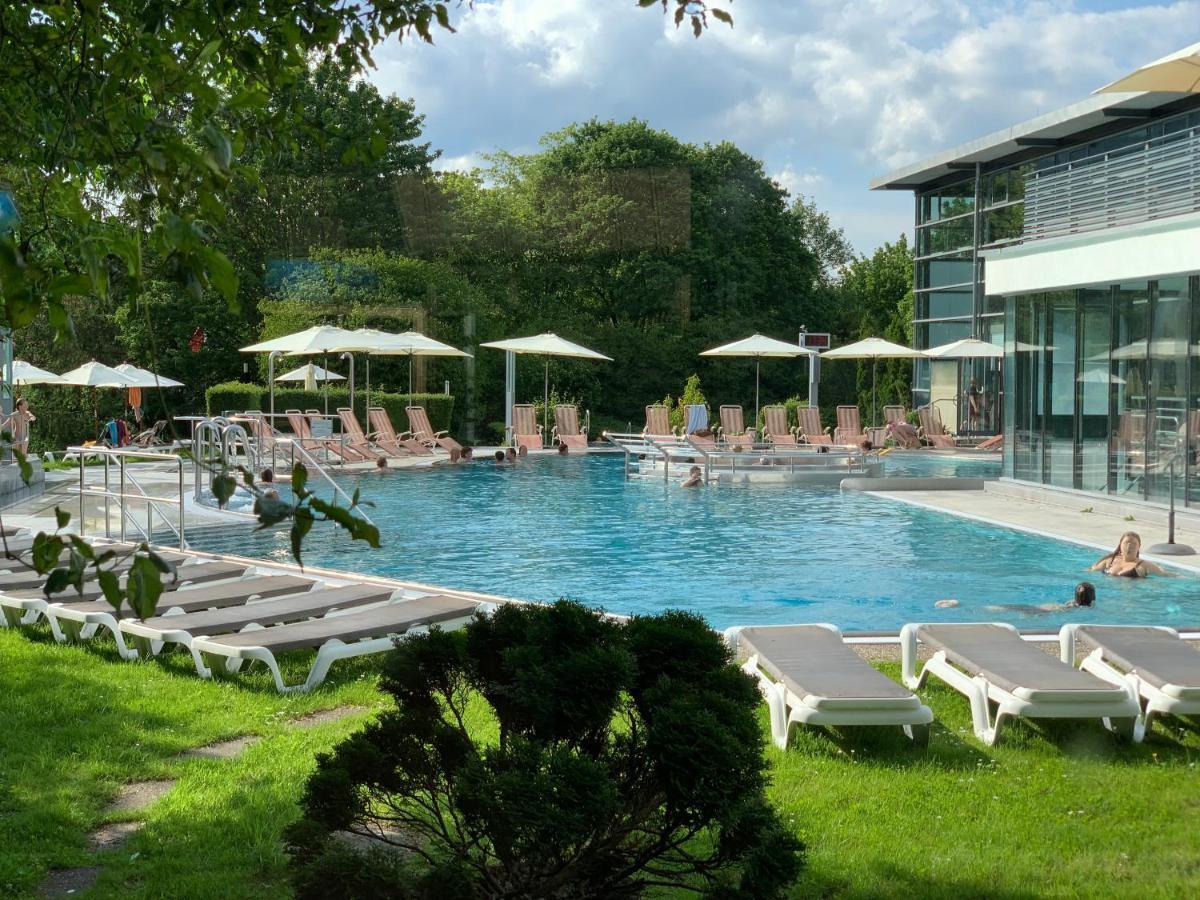 Private Suite Im Gebaeude Des Graf Eberhard Hotels Bad Urach Buitenkant foto